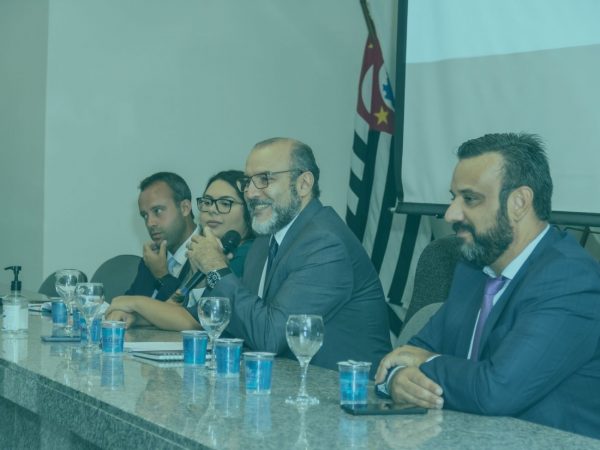 “Problema tributário no Brasil não é causado pela Constituição, mas pelo desrespeito a ela”, afirmou o tributarista Marcelo Salomão em palestra sobre o Difal no ICMS