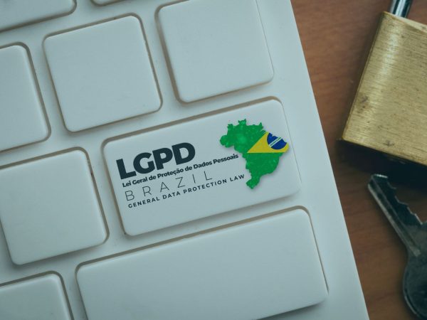 Teclado com logotipo LGPD