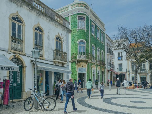 rua de comercio em portugal