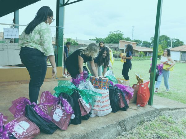 Escritório promove ação de Natal para crianças em Jardinópolis