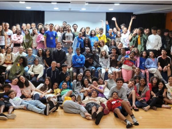 Instituto Brasil Salomão promove visita de advogado a projeto ‘Era uma vez…Brasil’ durante intercâmbio em Portugal