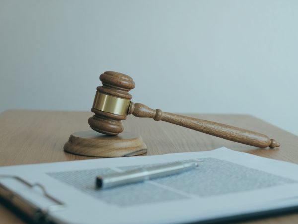 CNJ SUSPENDE EFEITOS DE PROVIMENTOS E RESTABELECE ALIENAÇÃO FIDUCIÁRIA POR INSTRUMENTO PARTICULAR