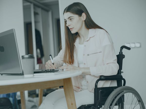 MTE publica portaria sobre Certidões de Cumprimento de Cotas PCD e de Aprendiz