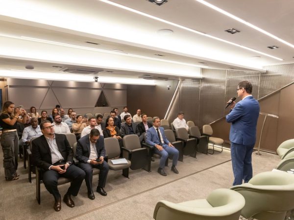 Evento em Ribeirão Preto analisou reforma tributária e seus reflexos na área da saúde