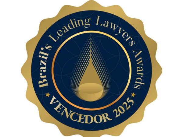 Brasil Salomão e Matthes Advocacia é reconhecido como “Firms to Watch – Tributário” no BRALLAW 2025