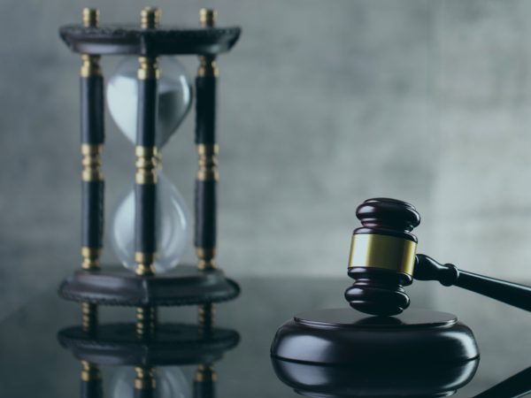 STJ fixa tese sobre o marco inicial do prazo decadencial em mandado de segurança sobre tributos periódicos (Tema 1.273)