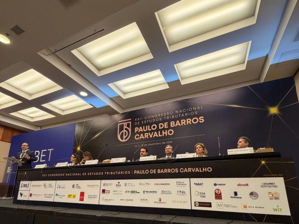 Tributaristas de Brasil Salomão e Matthes marcam presença no XXII Congresso Nacional de Estudos Tributários do IBET